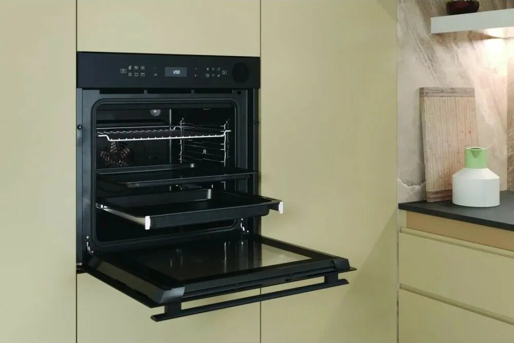 Whirlpool AKZ9S 8220 FB Forno elettrico vapore al 50% 39 funzioni - nero